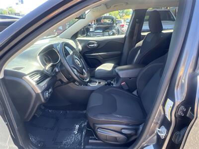 2016 Jeep Cherokee Latitude Altitude   - Photo 2 - North Hollywood, CA 91601