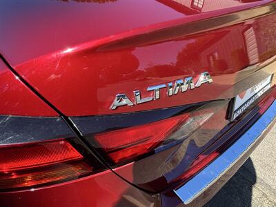 2021 Nissan Altima 2.5 SR - Photo 3 - North Hollywood, CA 91601
