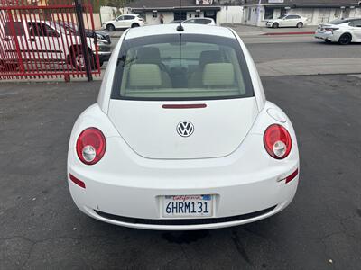 2009 Volkswagen Beetle Base PZEV   - Photo 2 - North Hollywood, CA 91601