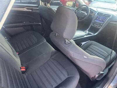 2020 Ford Fusion SE - Photo 5 - North Hollywood, CA 91601