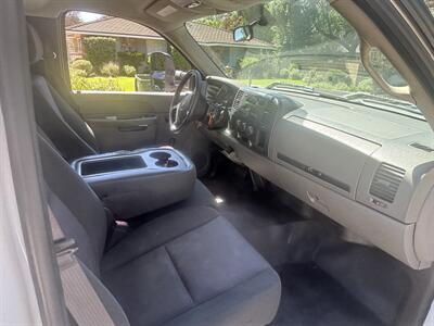 2013 GMC Sierra 3500HD CC Work Truck - Photo 9 - North Hollywood, CA 91601