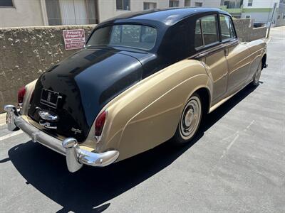 1963 Rolls-Royce SALOON   - Photo 13 - North Hollywood, CA 91601