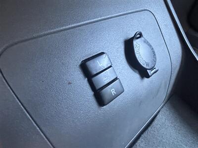 2010 Toyota Prius IV   - Photo 13 - North Hollywood, CA 91601
