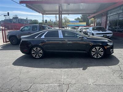 2019 Lincoln MKZ Hybrid Reserve II   - Photo 2 - North Hollywood, CA 91601