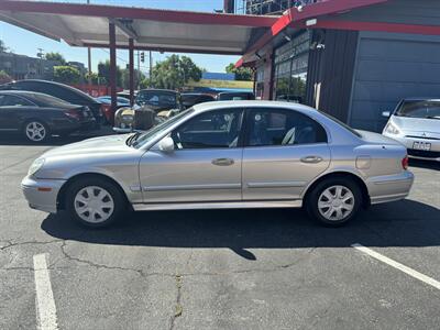 2004 Hyundai SONATA   - Photo 9 - North Hollywood, CA 91601