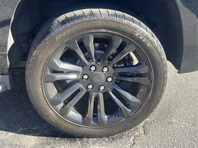 2017 Chevrolet Tahoe LS - Photo 14 - North Hollywood, CA 91601