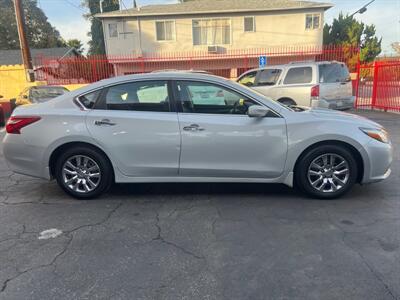 2016 Nissan Altima 2.5 S   - Photo 11 - North Hollywood, CA 91601