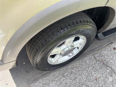 2002 Ford Explorer XLT 4dr XLT - Photo 6 - North Hollywood, CA 91601