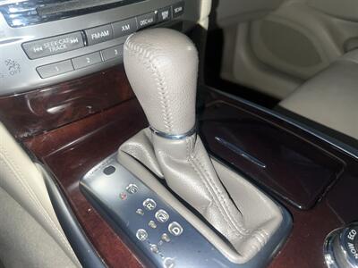 2011 INFINITI M37   - Photo 40 - North Hollywood, CA 91601