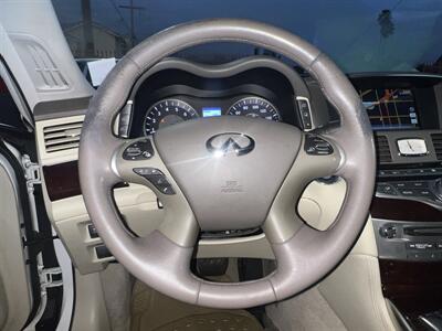 2011 INFINITI M37   - Photo 32 - North Hollywood, CA 91601