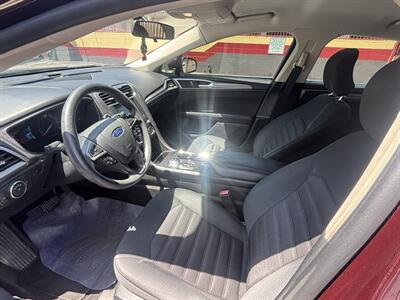 2018 Ford Fusion SE   - Photo 9 - North Hollywood, CA 91601