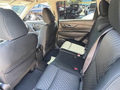 2017 Nissan Rogue SV   - Photo 10 - North Hollywood, CA 91601