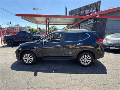 2017 Nissan Rogue SV   - Photo 2 - North Hollywood, CA 91601