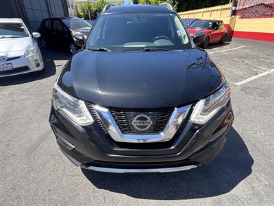 2017 Nissan Rogue SV   - Photo 6 - North Hollywood, CA 91601