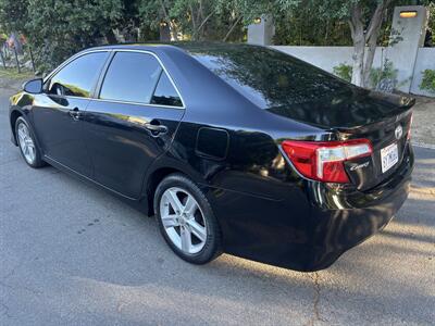 2014 Toyota Camry SE   - Photo 5 - North Hollywood, CA 91601