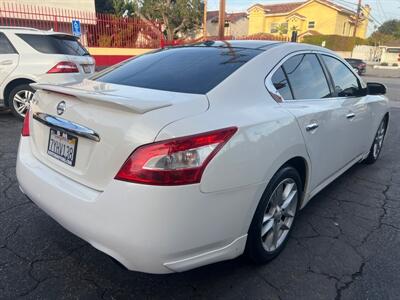 2010 Nissan Maxima 3.5 SV   - Photo 3 - North Hollywood, CA 91601