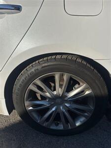 2014 Hyundai Genesis 3.8L   - Photo 3 - North Hollywood, CA 91601