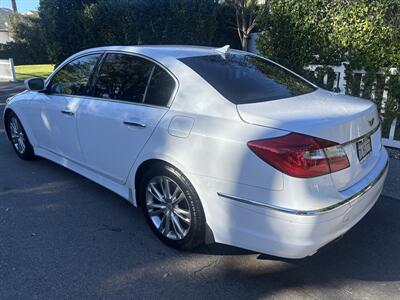 2014 Hyundai Genesis 3.8L   - Photo 5 - North Hollywood, CA 91601