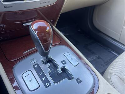 2014 Hyundai Genesis 3.8L   - Photo 14 - North Hollywood, CA 91601
