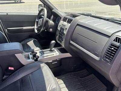 2011 Ford Escape XLT - Photo 5 - North Hollywood, CA 91601