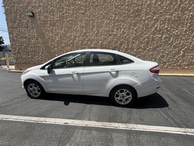 2014 Ford Fiesta SE   - Photo 8 - North Hollywood, CA 91601