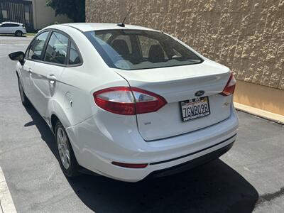 2014 Ford Fiesta SE   - Photo 7 - North Hollywood, CA 91601