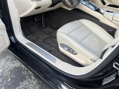 2014 Porsche Panamera   - Photo 56 - North Hollywood, CA 91601