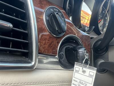 2014 Porsche Panamera   - Photo 38 - North Hollywood, CA 91601