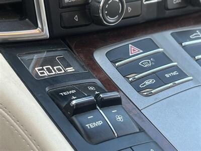 2014 Porsche Panamera   - Photo 49 - North Hollywood, CA 91601