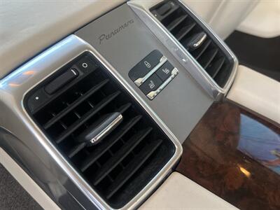 2014 Porsche Panamera   - Photo 75 - North Hollywood, CA 91601