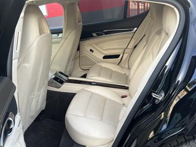 2014 Porsche Panamera   - Photo 66 - North Hollywood, CA 91601