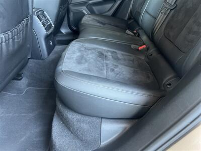 2021 Porsche Macan   - Photo 22 - North Hollywood, CA 91601