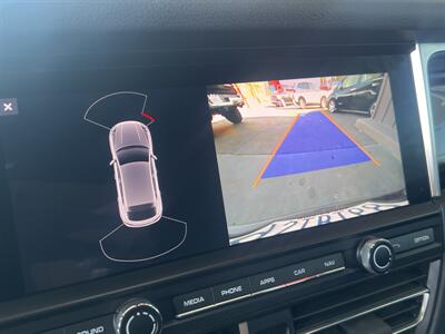 2021 Porsche Macan   - Photo 45 - North Hollywood, CA 91601