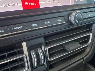 2021 Porsche Macan   - Photo 47 - North Hollywood, CA 91601
