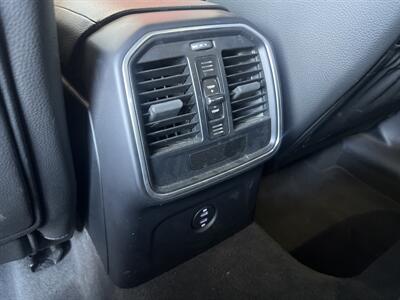 2021 Porsche Macan   - Photo 27 - North Hollywood, CA 91601