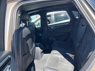 2021 Porsche Macan   - Photo 5 - North Hollywood, CA 91601