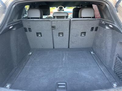 2021 Porsche Macan   - Photo 9 - North Hollywood, CA 91601