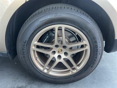 2021 Porsche Macan   - Photo 60 - North Hollywood, CA 91601