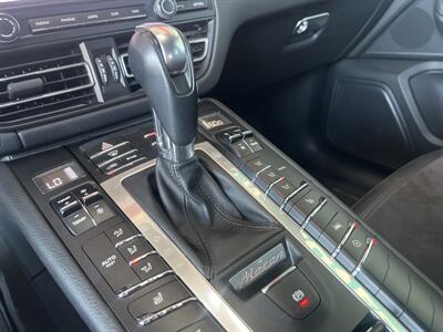 2021 Porsche Macan   - Photo 50 - North Hollywood, CA 91601