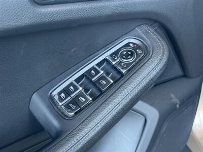 2021 Porsche Macan   - Photo 20 - North Hollywood, CA 91601