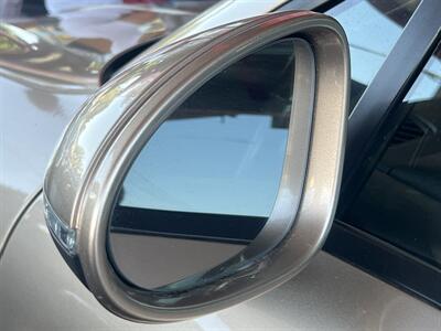 2021 Porsche Macan   - Photo 14 - North Hollywood, CA 91601