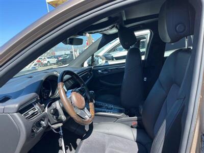 2021 Porsche Macan   - Photo 4 - North Hollywood, CA 91601