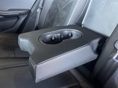 2021 Porsche Macan   - Photo 24 - North Hollywood, CA 91601