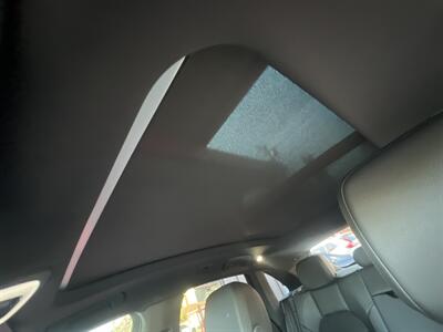 2021 Porsche Macan   - Photo 57 - North Hollywood, CA 91601