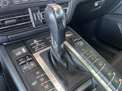 2021 Porsche Macan   - Photo 49 - North Hollywood, CA 91601