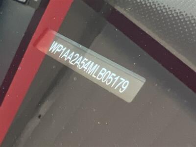 2021 Porsche Macan   - Photo 62 - North Hollywood, CA 91601