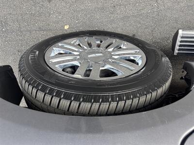 2010 Lincoln Navigator   - Photo 12 - North Hollywood, CA 91601