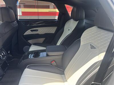 2023 Bentley Bentayga Speed - Photo 8 - North Hollywood, CA 91601