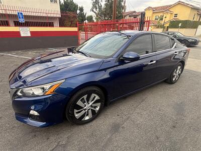 2019 Nissan Altima 2.5 S   - Photo 1 - North Hollywood, CA 91601