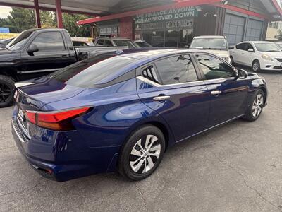 2019 Nissan Altima 2.5 S   - Photo 3 - North Hollywood, CA 91601